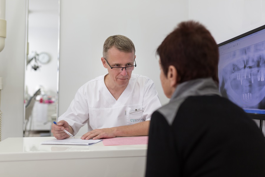 konsultacja_implantologiczna_-_stomatologia_myslowice.jpg
